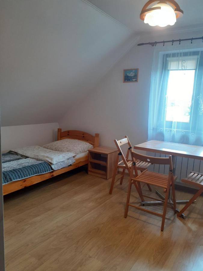 Zielony Zakatek Domki I Pokoje 661-038-537 Polańczyk Exterior foto